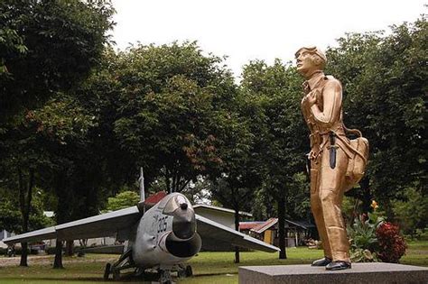 san fernando airbase|Cesar Basa Air Base .